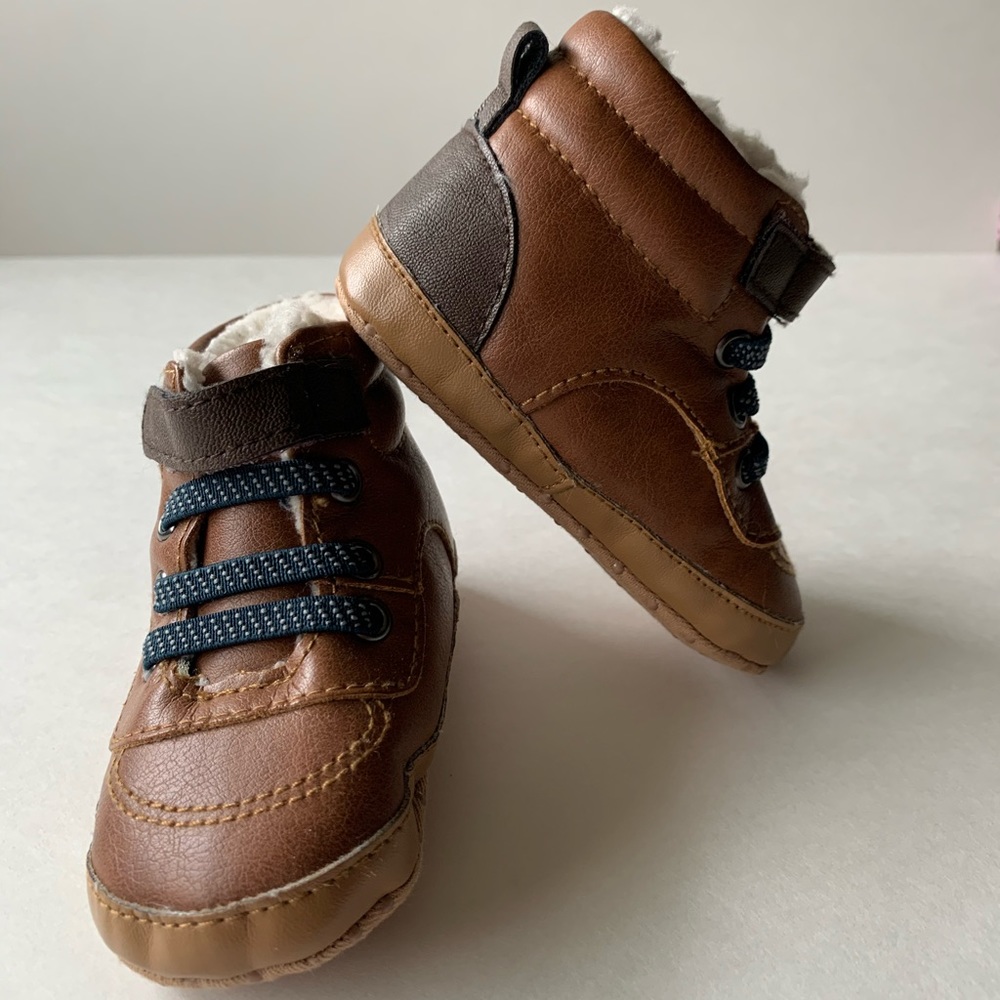 Old Navy Soft Sole Baby Boots